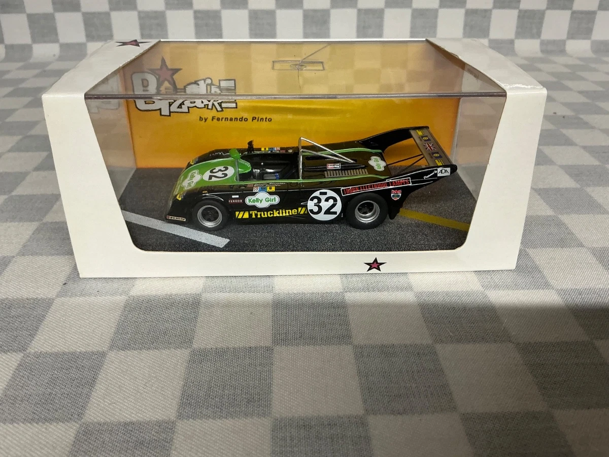 IXO RAC327X - Ford Granada MKII Assistance Equipe Bastos Racing Avec Galeries Sur Le Toit 1978