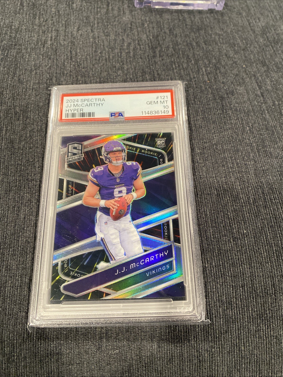 2024 Panini Spectra - Rookies J.J. McCarthy #121 Hyper Prizm /75 (RC)