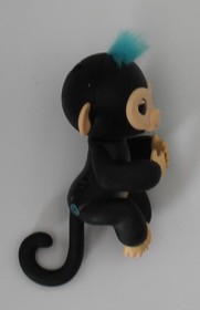WowWee Fingerlings Interactive Baby Monkey Finn  Black Blue Hair Tested Works