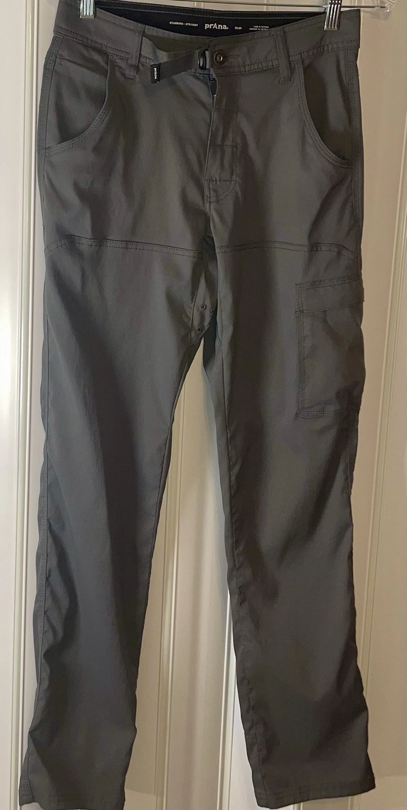 PrAna•ZION•StraightFit Gray Light Cargo Hiking Pants Breathable Mens•28x32 Airy