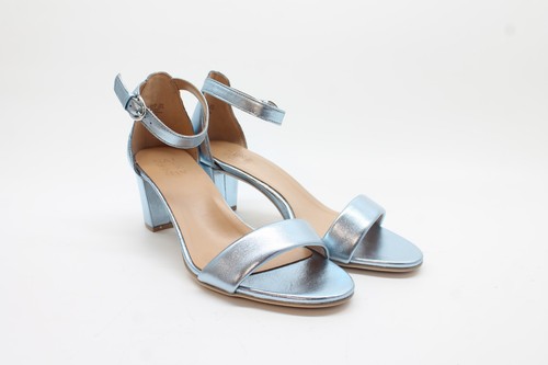 Naturalizer Vera Women's Sandals Floor Sample Naturalizer Vera Women's Sandals Floor Sample