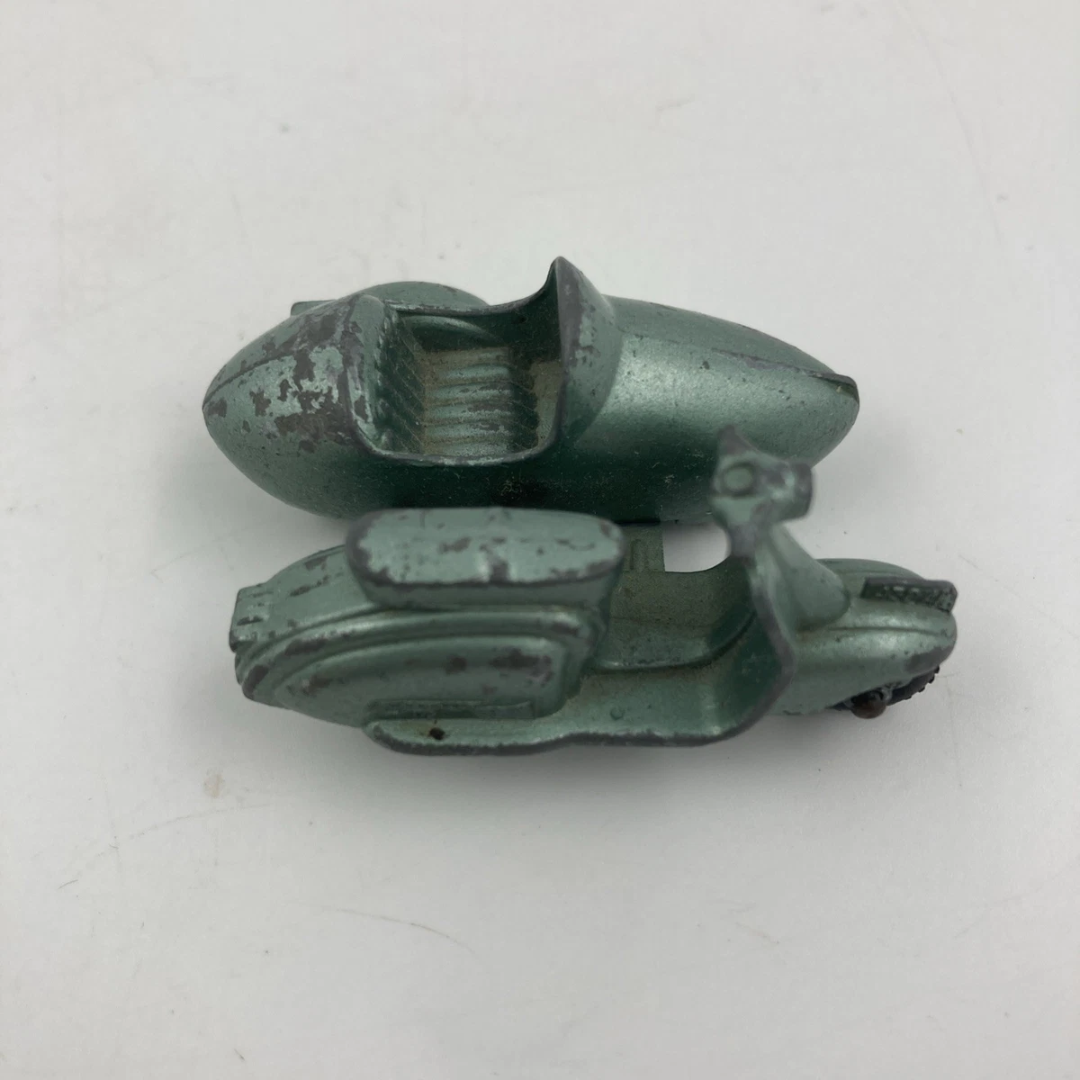 Perfect little Lambretta three wheel, light green scooter and sidecar by Lesney England No 36 TV 175 collectable Matchbox