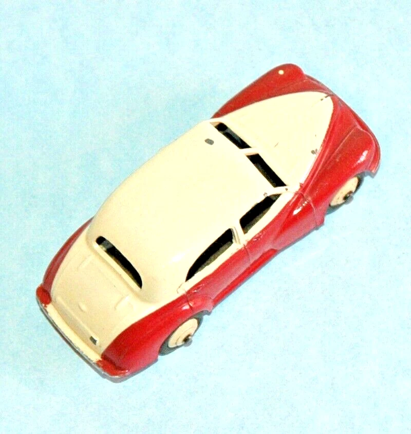 DINKY Meccano England original 1950 MORRIS OXFORD SEDAN 2 tone Cerise Cream #159 - Image 3 of 4