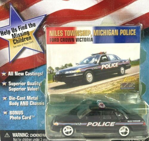 Johnny Lightning America's Finest Niles Township, MI Ford Police Car~ 1:64 - 第 1/3 張圖片