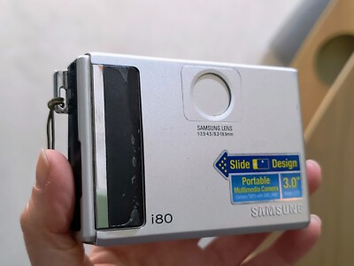 Samsung i80 8.2MP Digital Camera - Silver Fully Working Great