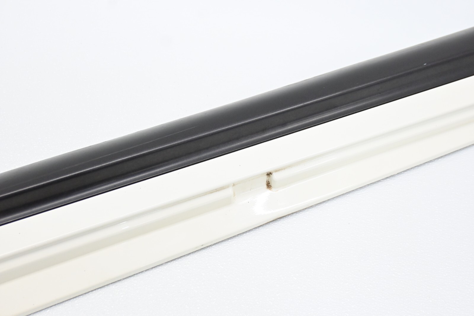 ⭐ 14-21 Maserati Quattroporte Right Passenger Rocker Skirt Panel Cover White Oem