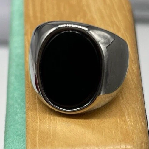 ANELLO UOMO PIETRA NERA OVALE IN ONICE LISCIO COLOR ARGENTO ACCIAIO INOSSIDABILE - Immagine 4 di 4