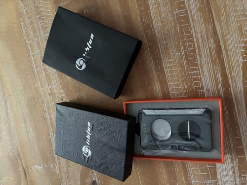 Cigar Cutter Guillotine 4 in 1 One Touch Straight Cut V with Green - Picture 9 of 10