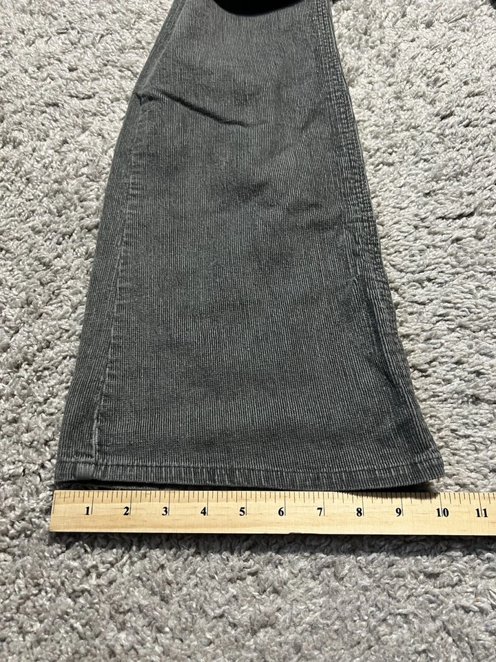 Bota acampanada vintage Y2K Union Bay tiro bajo pana negra 35x32 (11) Foto 3 de 4