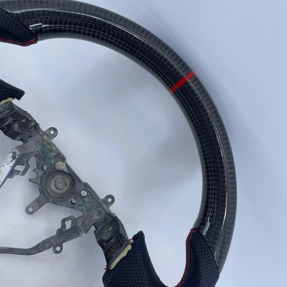 Volante de fibra de carbono real Legacy para Subaru 2003-2007 WRX STI 2005-2007 Foto 3 de 4