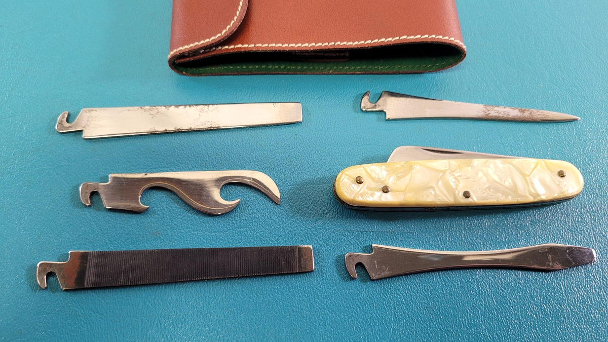 Vintage Utica USA Folding Knife Tool Kit Chrysler Master Tech 6