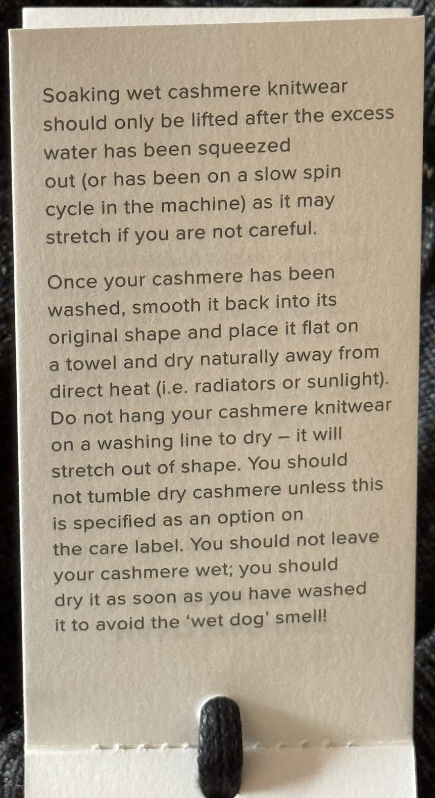 RODD & GUNN CASHMERE COMB SOFT SMOOTH FINISH & DE-PILING YOUR CASHMERE GARMENT