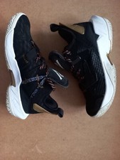 NIKE AIR JORDAN, size 5