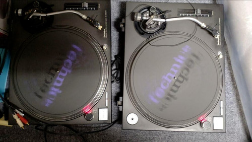 Technics SL1200MK3 2 Turntable Pair Black Direct  Drive Dj Player 100V