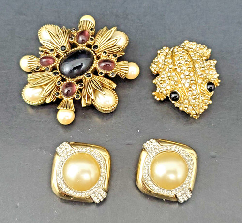Ciner, Signed Estate Ciner Earrings, Frog Pins, Star Burst pin