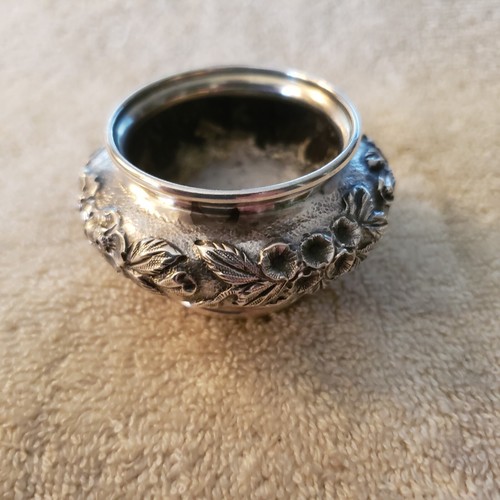 REPOUSSE by S KIRK & SON Co single sterling silver SALT CELLAR 925/1000 mark - Picture 3 of 11