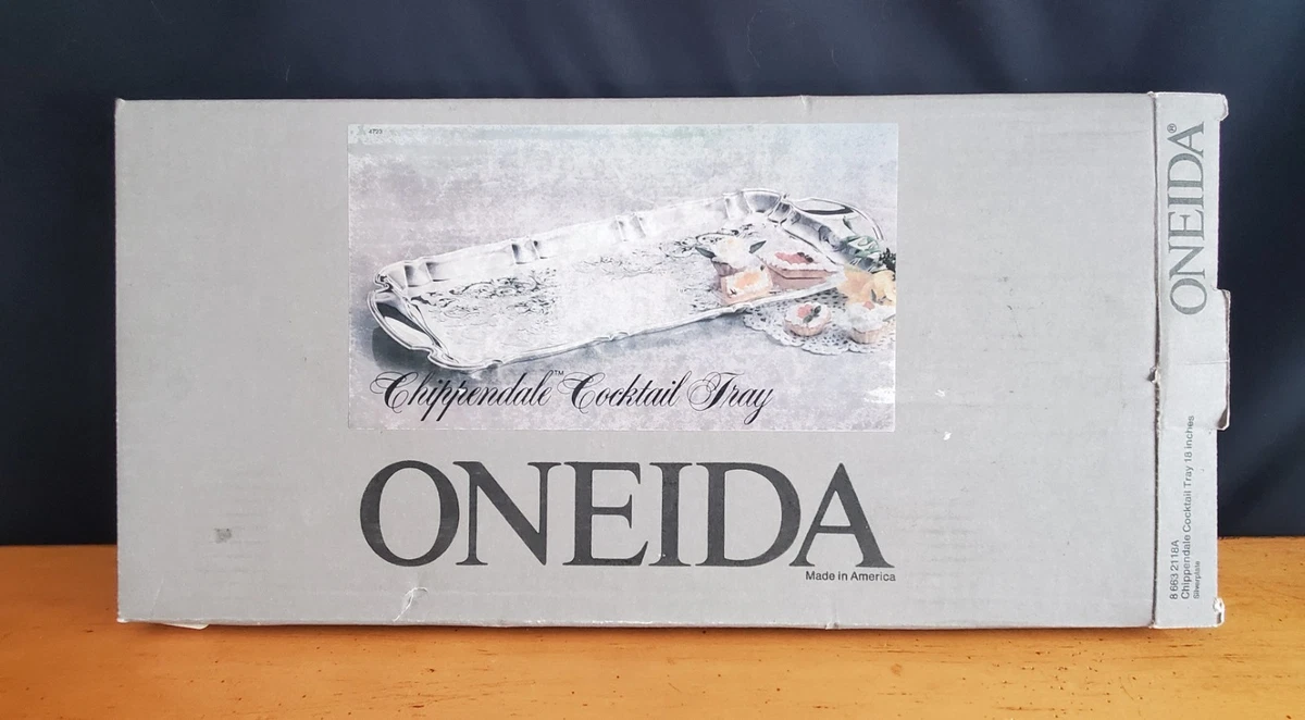 ONEIDA Chippendale Antique US Silver-Plated Platters & Trays for