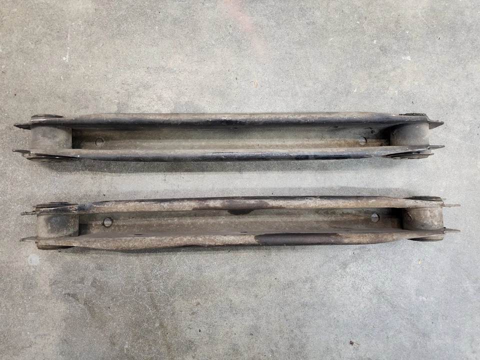 Brazos traseros inferiores Cutlass Monte Carlo Regal Grand Prix 1978-88 El Camino Foto 3 de 4