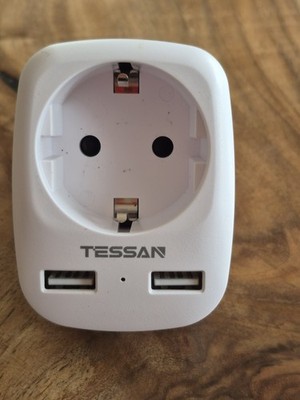 Neuwertiger TESSAN USA Adapter Steckdose mit 2x USB-A Anschlüssen