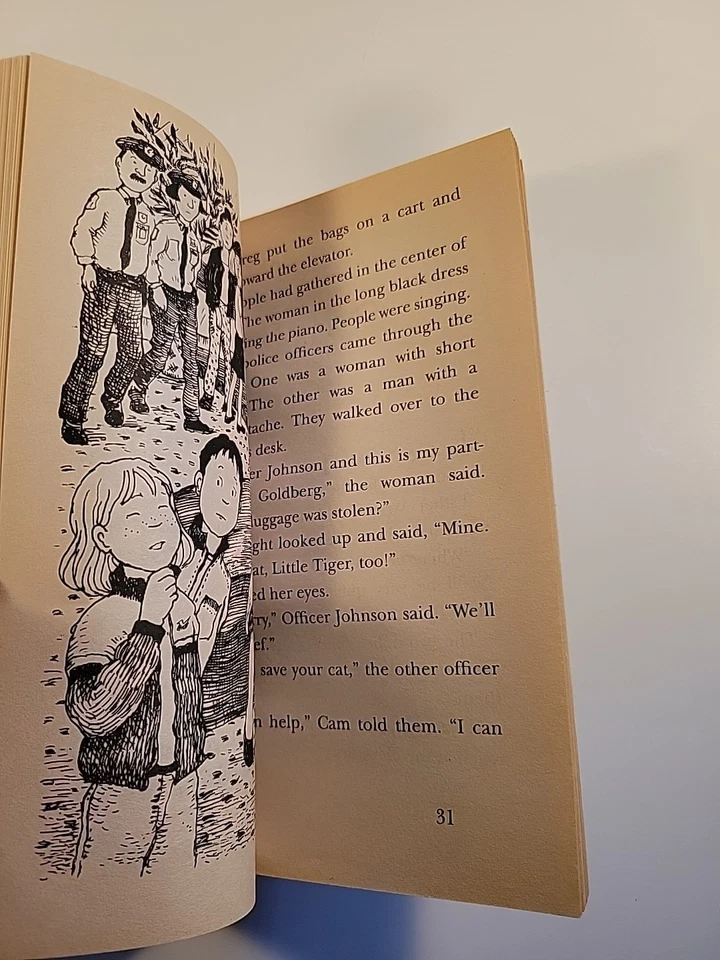 Cam Jansen and the Catnapping Mystery -  David A Adler - 2000 pb - Image 3 of 4