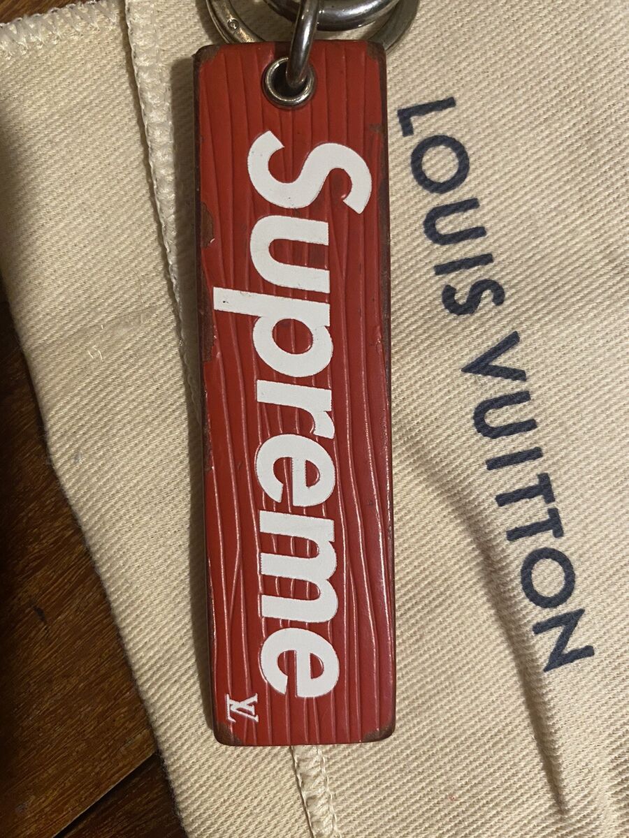 LOUIS VUITTON x SUPREME KEYCHAIN | eBay LOUIS VUITTON x SUPREME KEYCHAIN | eBay