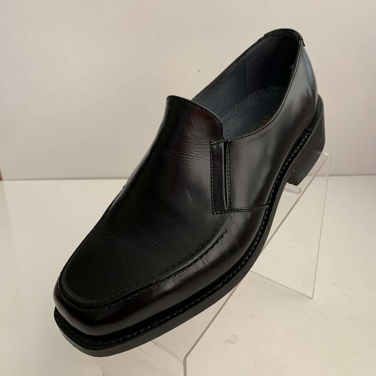 Sebago Hitchcock Loafers Black Leather Round Apron Toe Slip  display picture 1