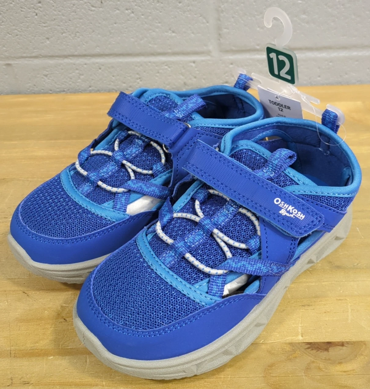 NEW Osh Kosh B'Gosh Boy's Size 12 Pull On Hook and Loop Water Shoe ZZ3
