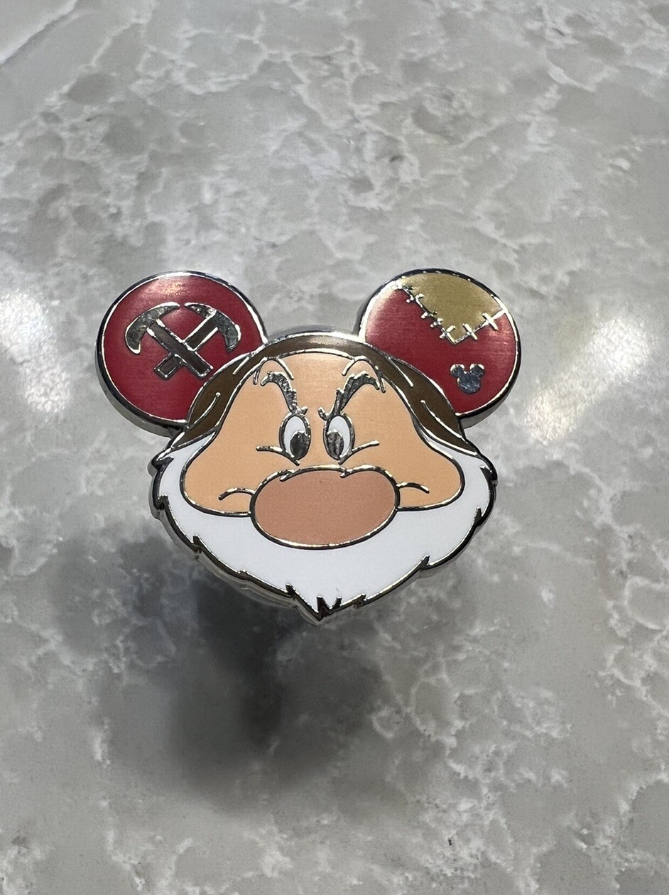 Disney Pin Grumpy Ear Hat Hidden Mickey Hidden Disney Disneyland 2024