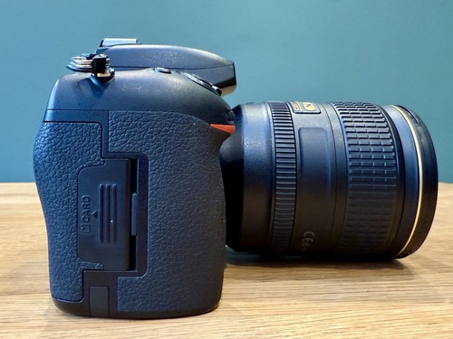 Nikon D750 DSLR Camera with 24-120mm F4G VR Lens Kit UNDER 4K Shutter + Extras - Picture 4 of 17