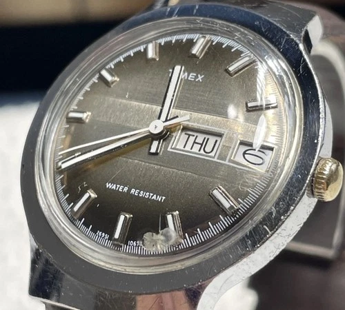 Vintage 1977 Timex Marlin - Day/Date - Ref 26951 10677 - Bronze Dial - Runs