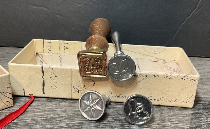 Wax Seal Stamp With Fleur-de-lis ,Heart, Initial A And Star Stamp Designs Set
