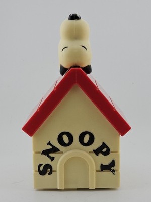 Peanuts Snoopy Doghouse Radio 1958 Determined productions - Turns