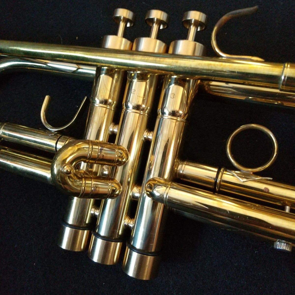 Discount nowHeavy trim kit installed.J Michael Trumpet "TR-200".Great visual