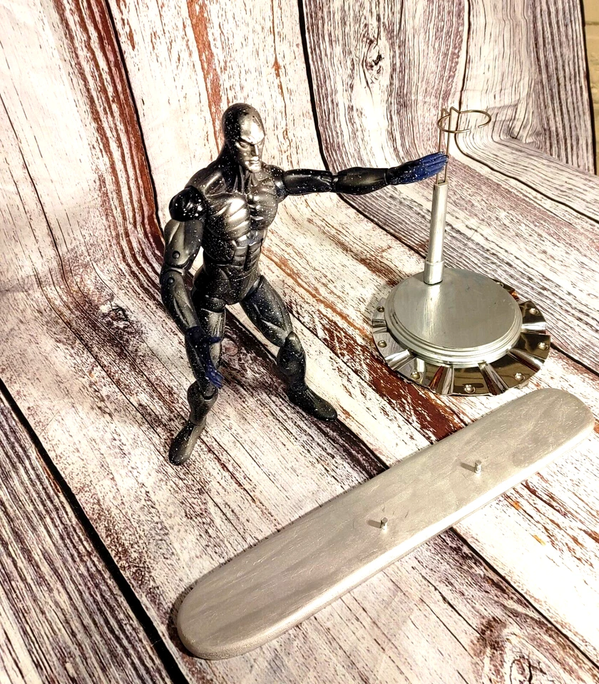 "Figura de 12"" Marvel/Hasbro Rise of Silver Surfer Cosmic Fantastic Four, 2006". + Foto 2 de 4