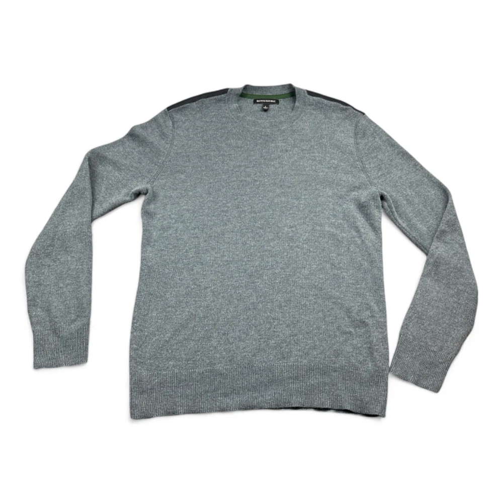 Banana Republic Sweater Adult MEDIUM Gray Merino Wool Blend Pullover Extra Fine
