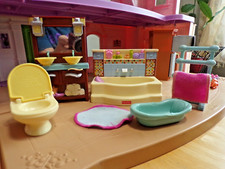 Loving Family Bath Fisher Price: Tub, Rack, Toilet, Basin, Sink with Mirror