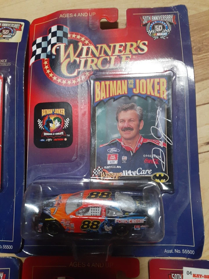 Lote De 4 Círculo De Ganadores Con Batman Versus Joker Ver Descripción Para Más Foto 4 de 4