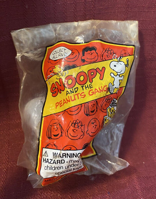 Vintage Wendy's Kids Meal Toy...Peanuts SNOOPY with Woodstock...in original pkg