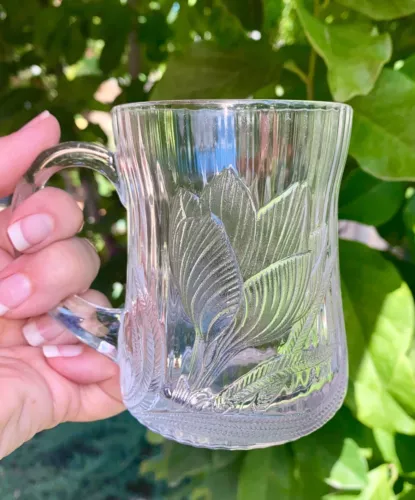 Set of 4 Canterbury Crocus Clear Glass Mug Coffee Cup Tea Tulip Vintage