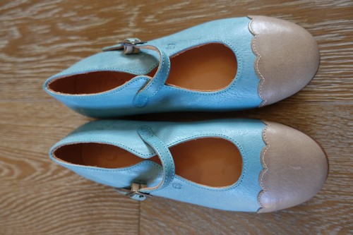 Nathalie Verlinden Girls Blue Leather Mary Jane Shoes Size Euro 30/US 12 NWOB - Picture 4 of 8