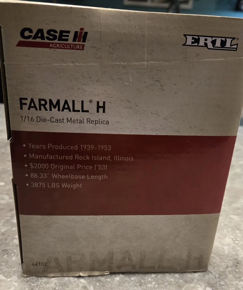 Ertl FARMALL H Tractor - 1/16 Scale - Die-cast.  (FAST/FREE SHIPPING!!!) - Image 4 of 4