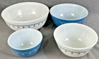 VTG Pyrex White Blue Snowflake Garland nesting bowls set of 4 401 402 403 404
