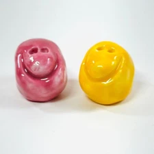 Lot of 2 Seeds Of Happiness small figures sculptures Yellow Pink