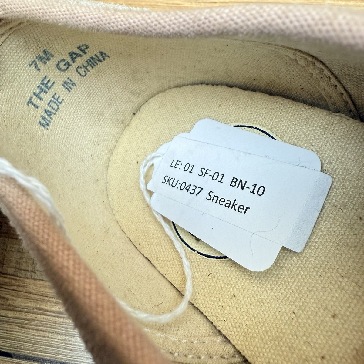 Vintage GAP Authentic Footwear Womens Pink Size 7M Suede Lace Up Sneakers View 6
