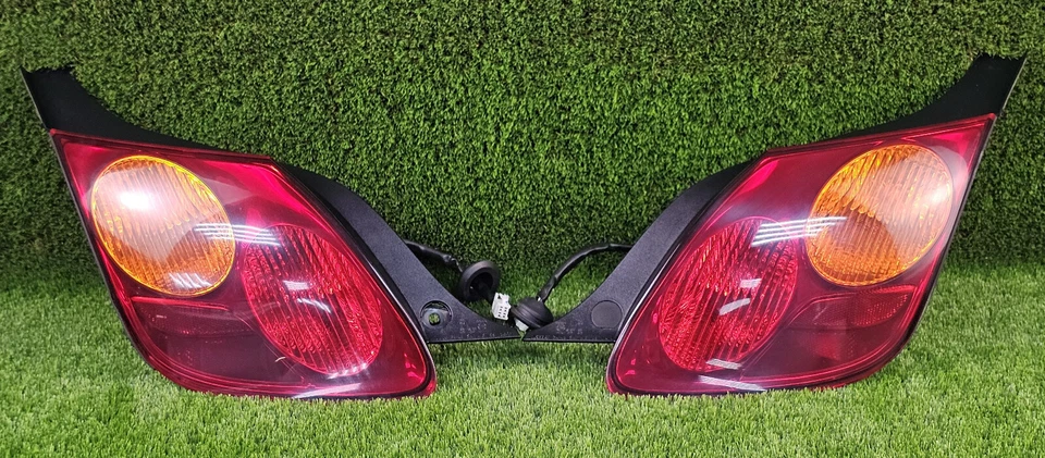 Juego completo de luces traseras Lexus sc430 2002-2005 montaje OEM usado Foto 2 de 4