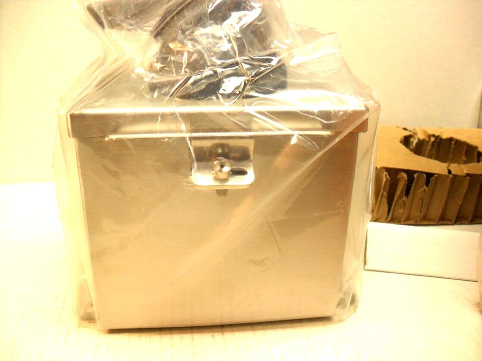 Allen-Bradley 194E-FA20-P11 Stainless Steel, Standard Size, nib - Image 2 of 4