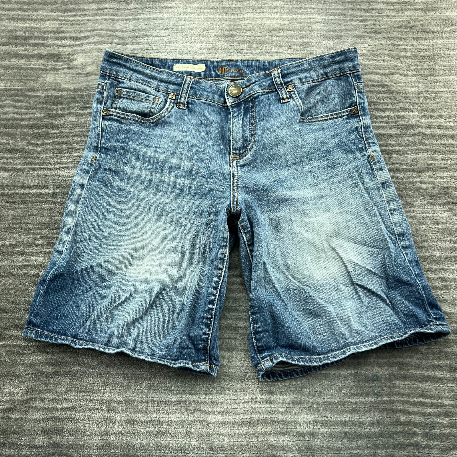 KUT From The Kloth Shorts Size 8 Womens Catherine Boyfriend Short Denim Blue