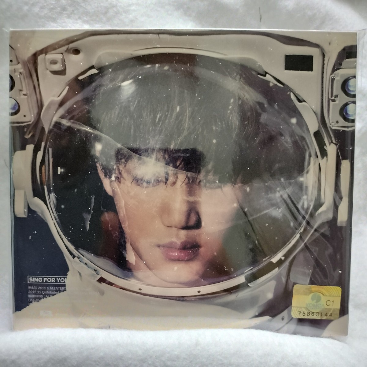 EXO D.O. ギョンス　会場限定版CD  coming over DIUM EXO - Coming Over: Limited - Amazon.com Music