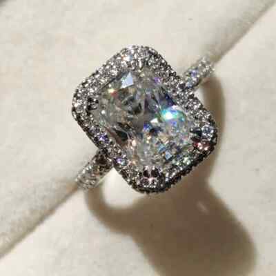 2,80 TCW Radiant Cut Moissanite Halo Set Verlobungsring 14K Weißgold plattiert