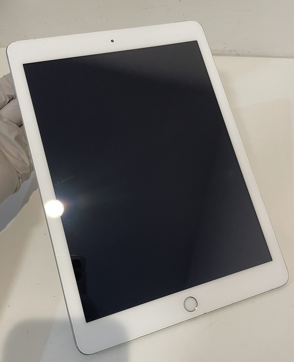Apple iPad 5th Gen. 32GB, Wi-Fi + Cellular (Verizon), 9.7in